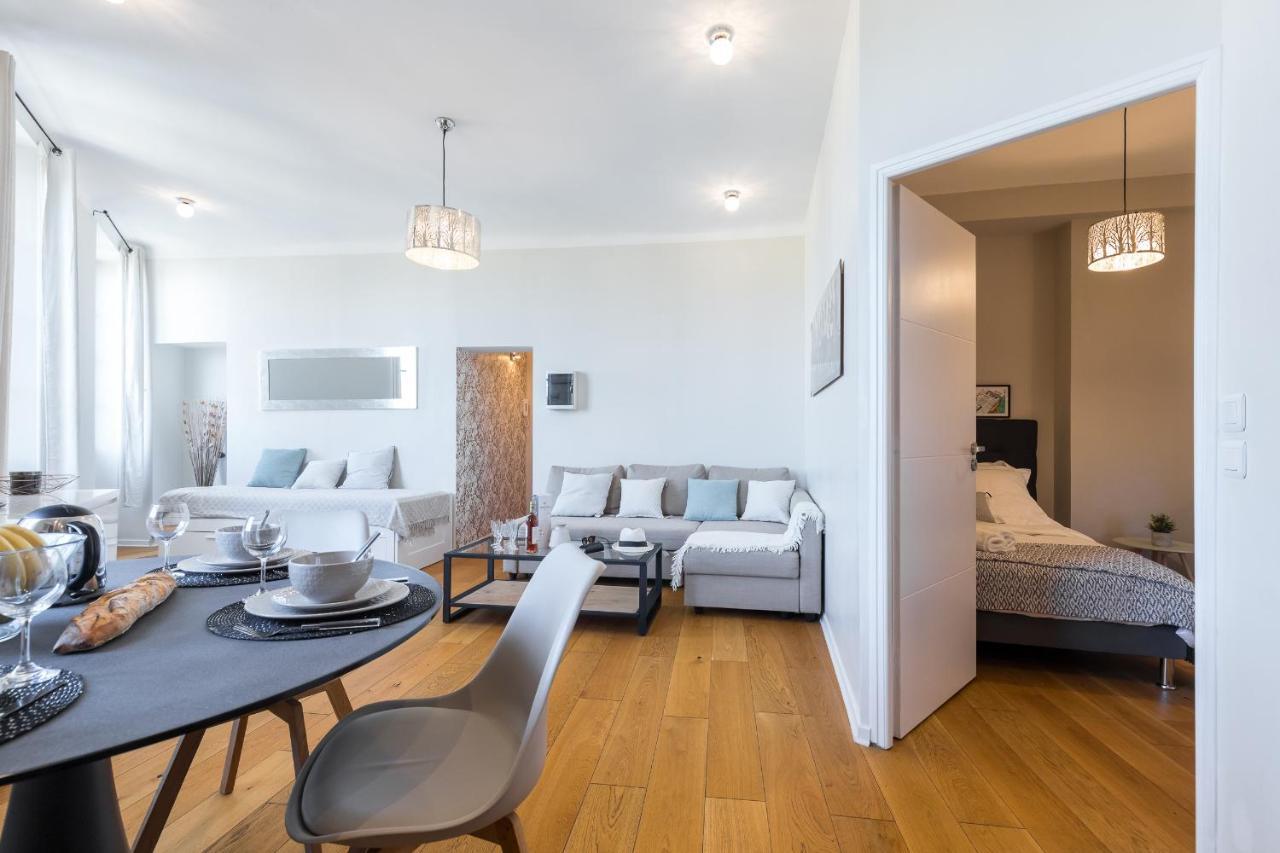 Gorgeous 1 Bdr With Gardens View In The Old Town Nice Exterior foto