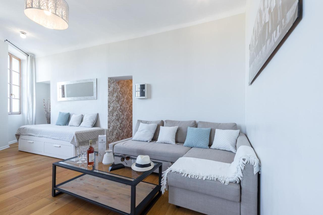 Gorgeous 1 Bdr With Gardens View In The Old Town Nice Exterior foto